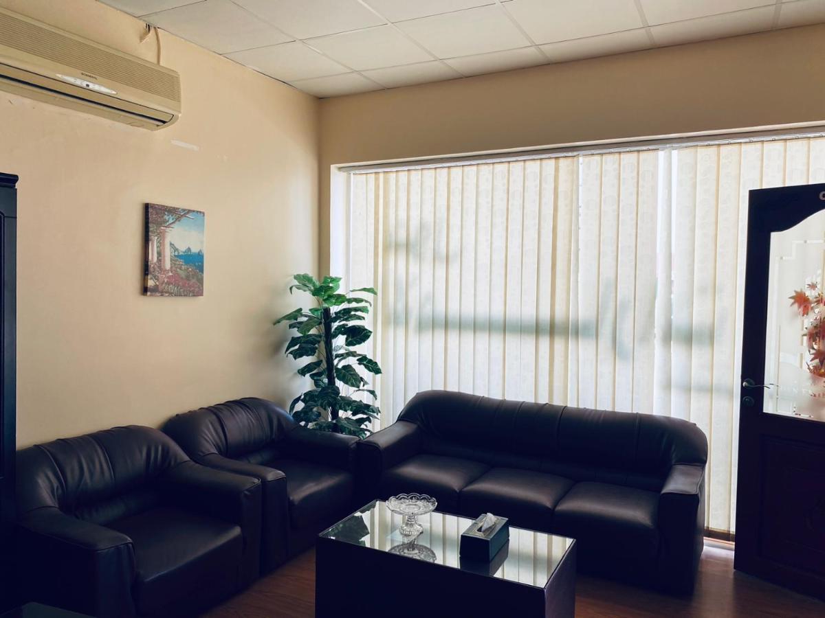 Pan Emirates Hotel Apartments Szardża Zewnętrze zdjęcie