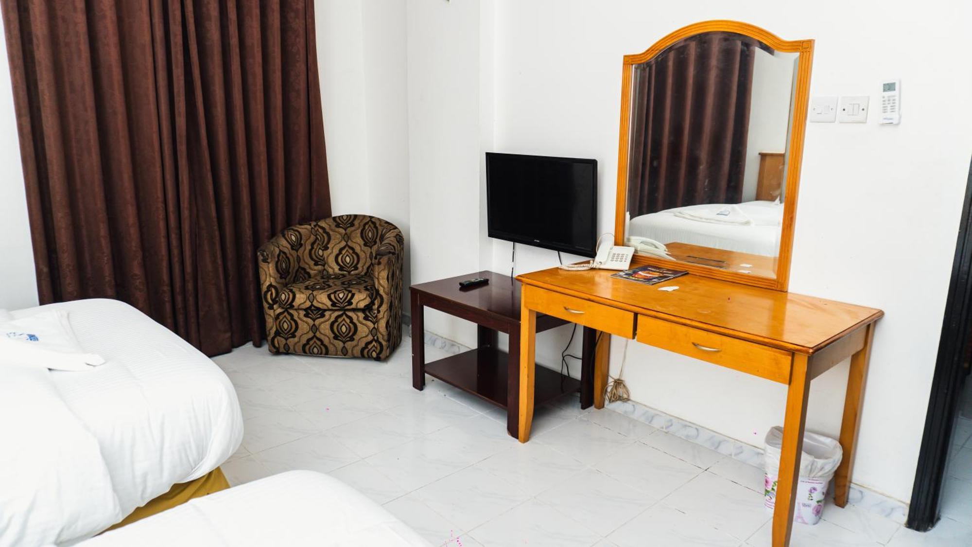 Pan Emirates Hotel Apartments Szardża Zewnętrze zdjęcie