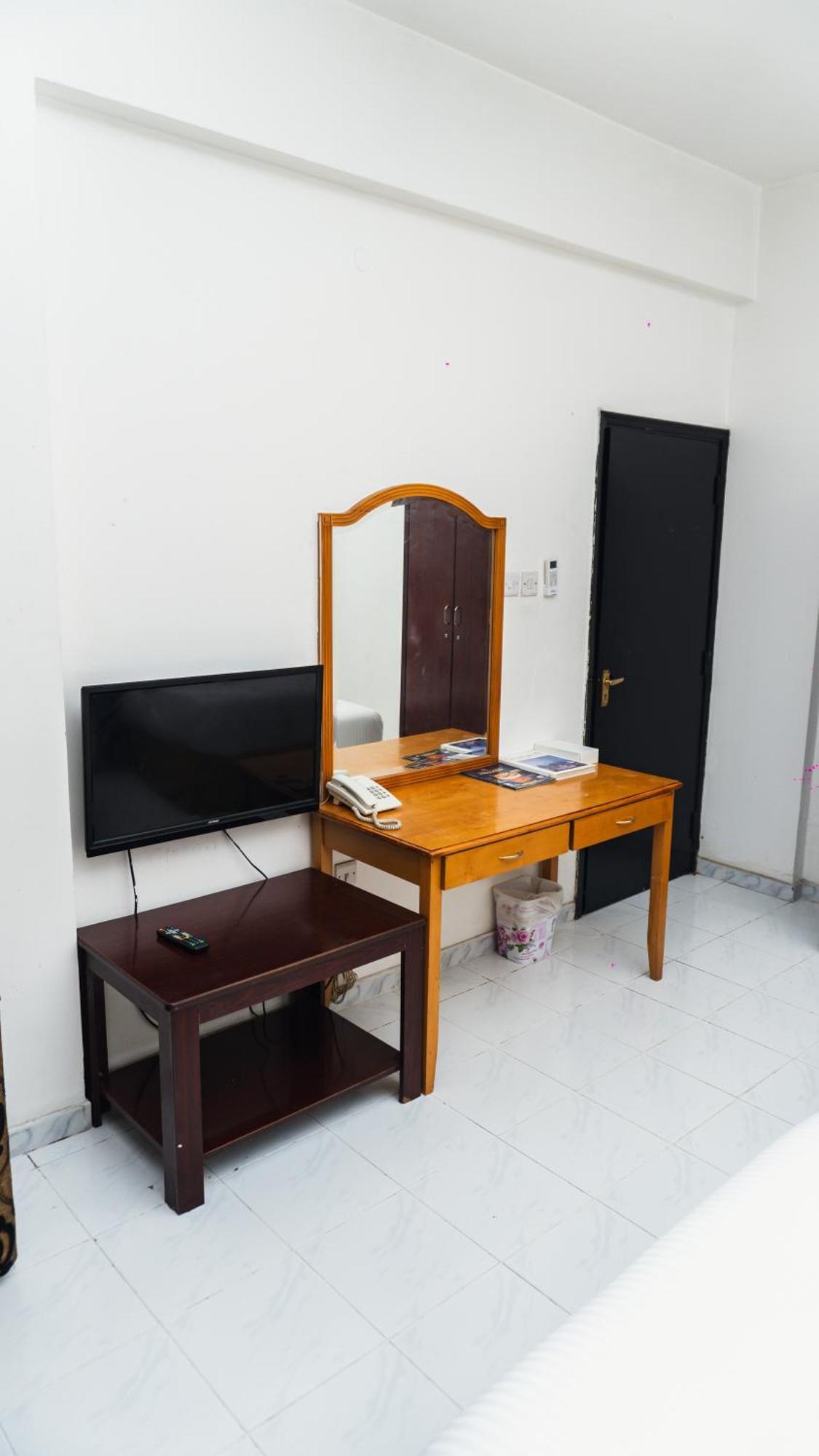Pan Emirates Hotel Apartments Szardża Zewnętrze zdjęcie