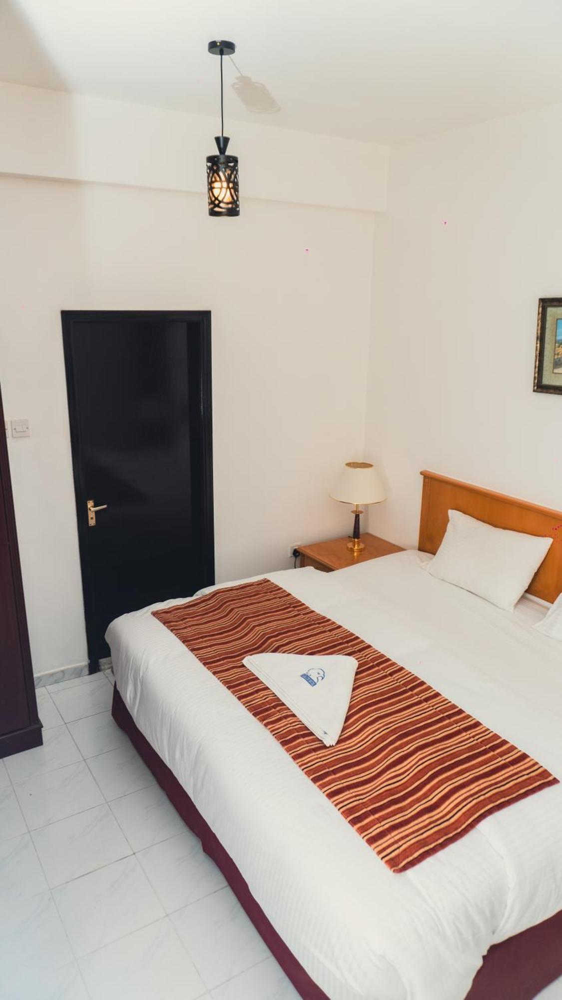 Pan Emirates Hotel Apartments Szardża Zewnętrze zdjęcie