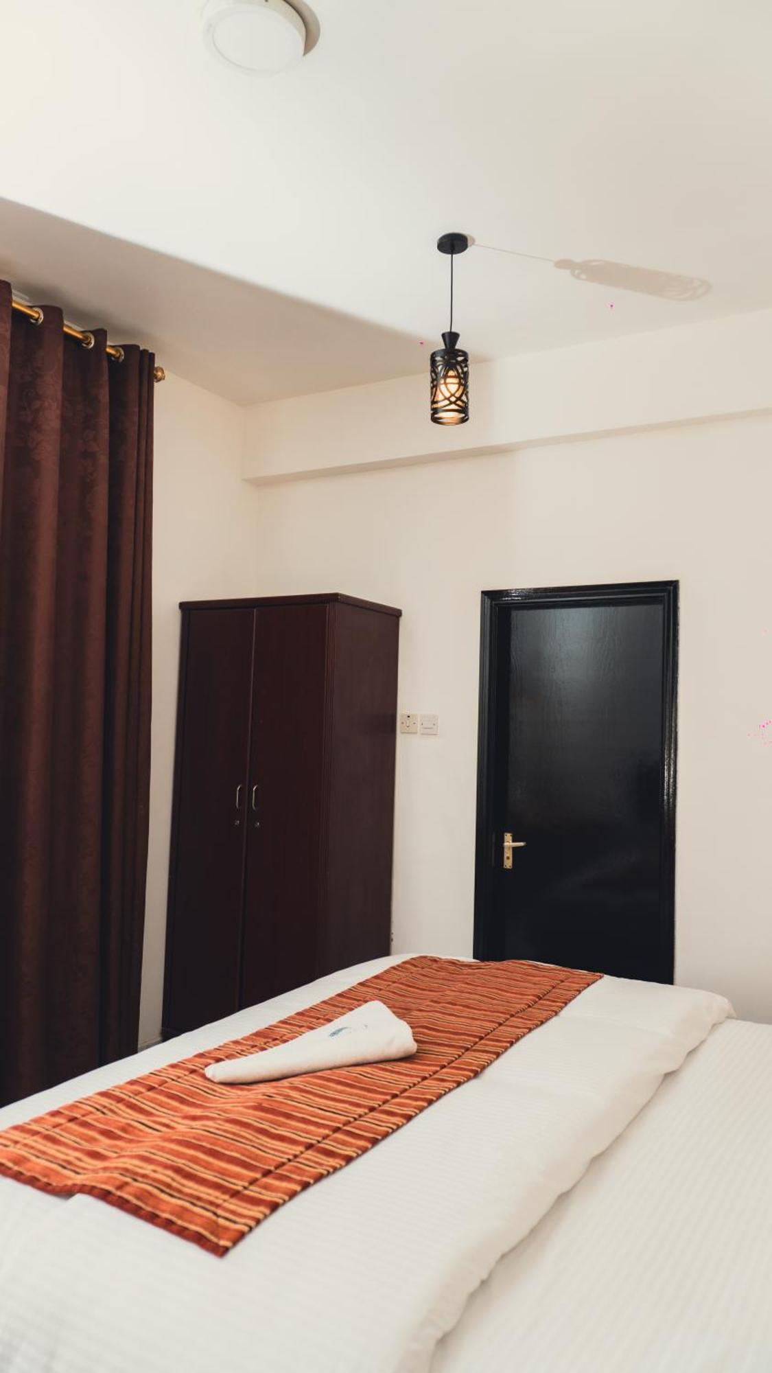 Pan Emirates Hotel Apartments Szardża Zewnętrze zdjęcie