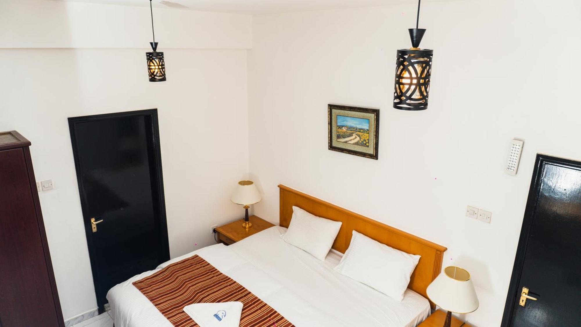 Pan Emirates Hotel Apartments Szardża Zewnętrze zdjęcie