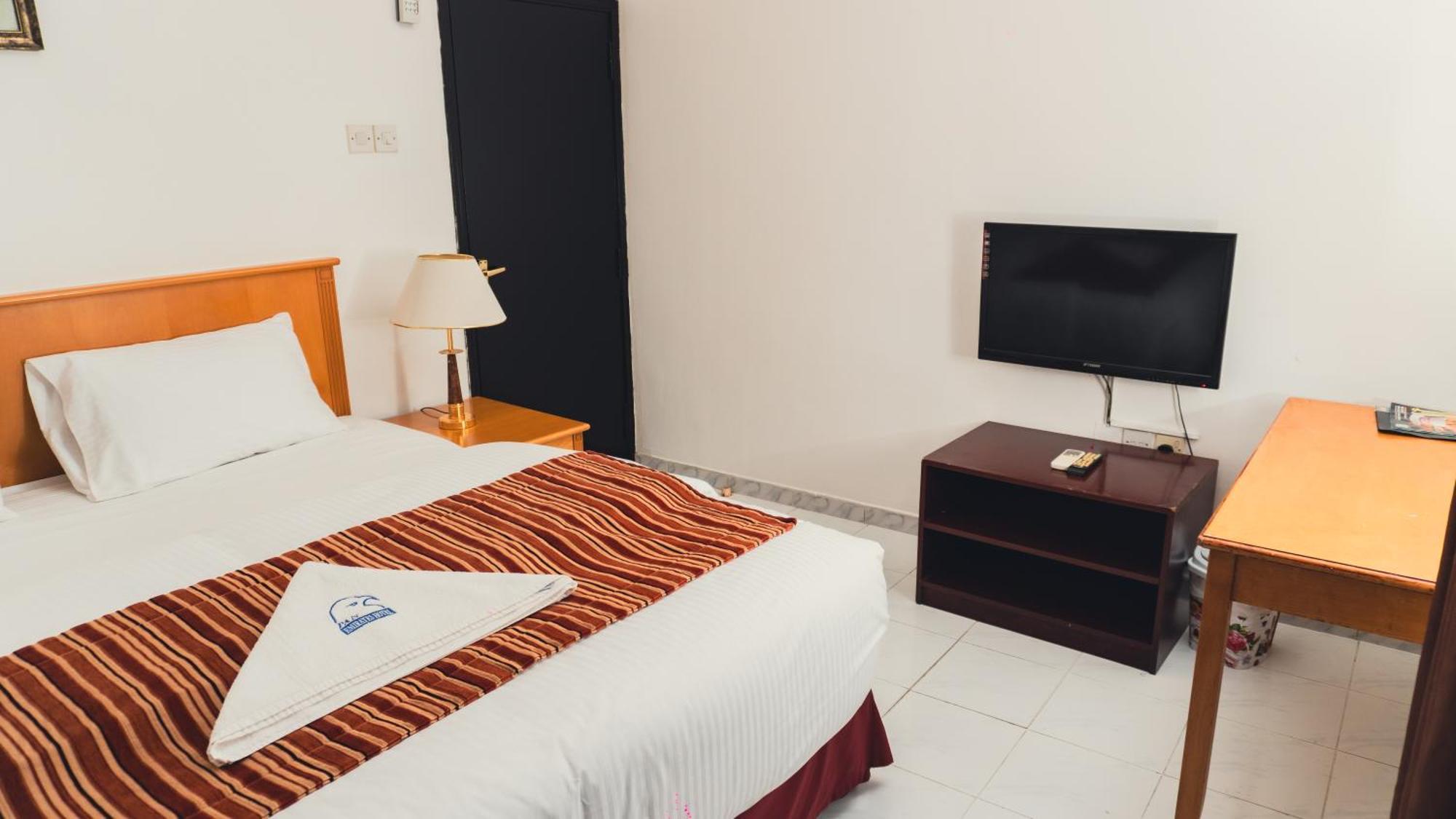 Pan Emirates Hotel Apartments Szardża Zewnętrze zdjęcie